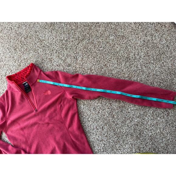 THE NORTH FACE WOMENS FLEECE, Size Small, Super Soft!! Coral/Red color. 1/4 zip - Picture 4 of 9
